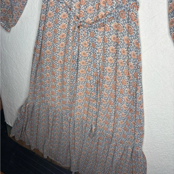 Aakaa women’s medium dress - Picture 4 of 6